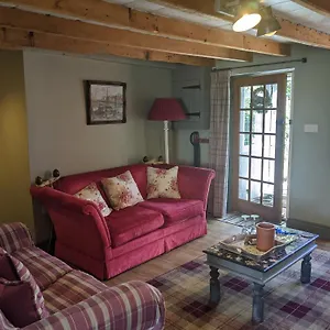  Holiday home Lilac Terrace